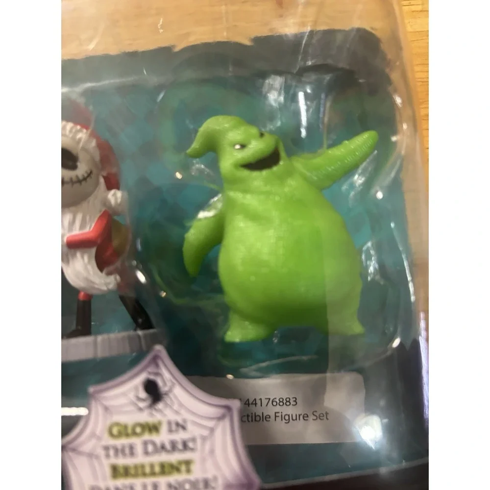 New Disney Tim Burton's Nightmare Before Christmas Glow In Dark Figures - Picture 8 of 9
